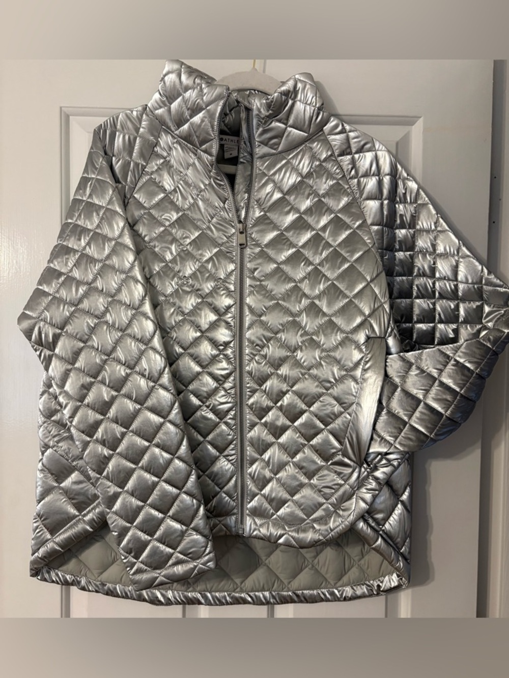 Athleta Metallic Silver Quilted Puffer Jacket